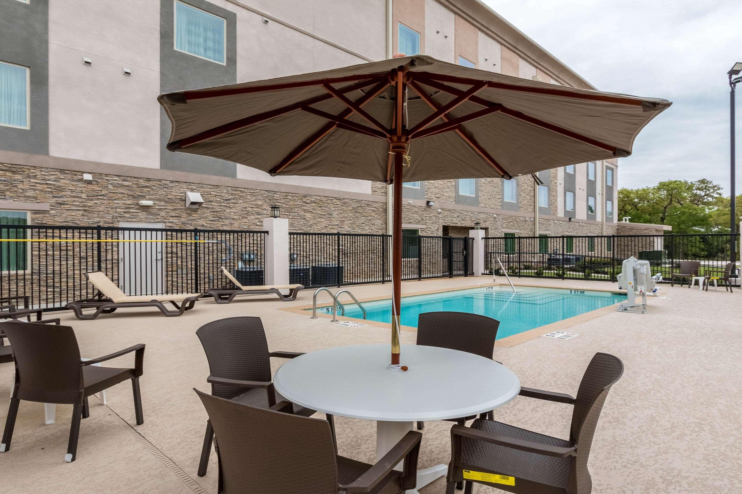 Sleep Inn & Suites College Station Exterior photo